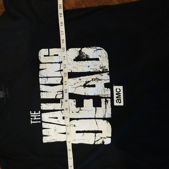 The Walking Dead Black and White T-shirt. - Picture 4 of 6
